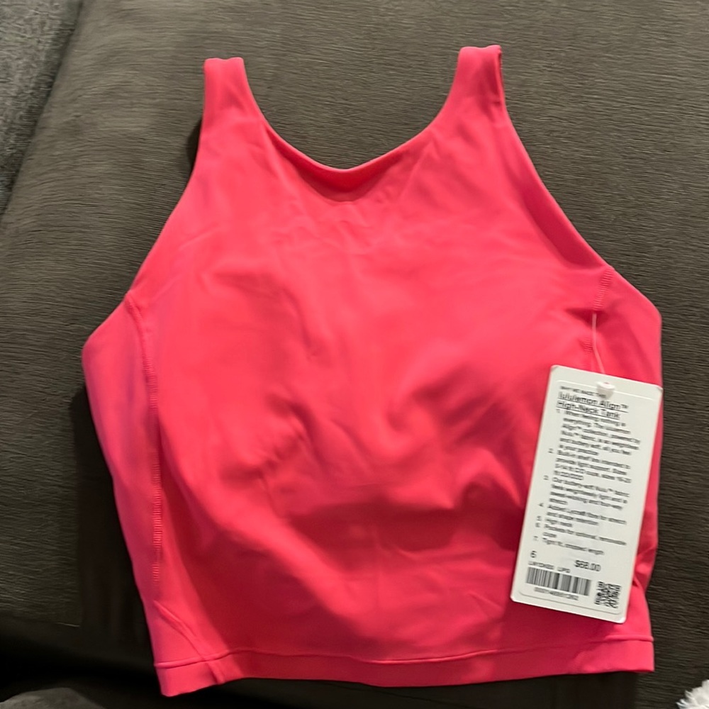 BNWT Lululemon Align tank